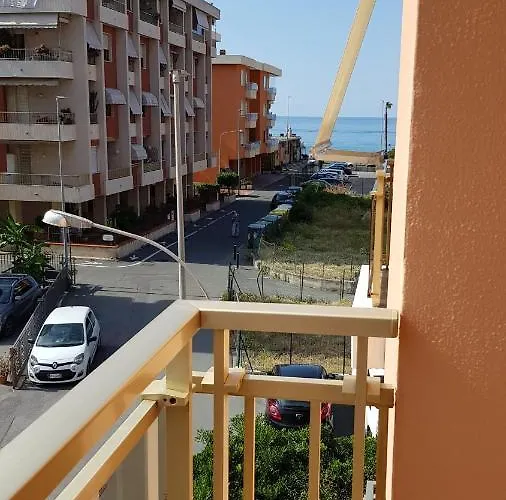 Casalmare Via Asse 文蒂米利亚